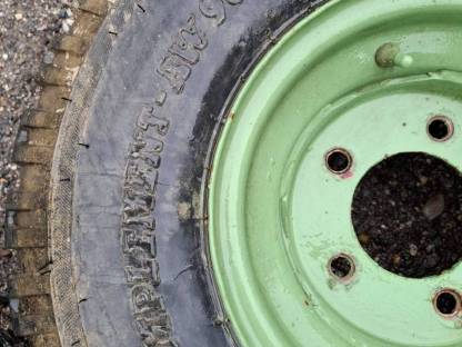 Bild 3:Reifen + Felgen