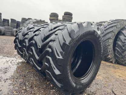 Bild 2:Reifen 400/70-20 (16.0/70-20) 405/70-20 Michelin Power CL