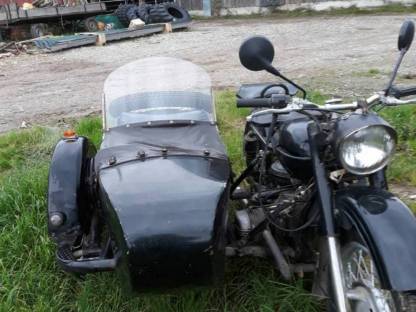 Bild 6:Ural mit Beiwagen