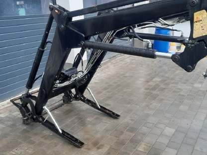 Bild 3:Stoll Frontlader Deutz Fahr K90