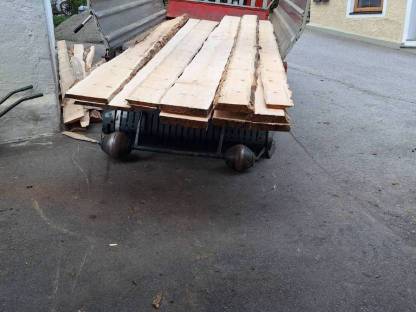 Bild 2:Zirbenbretter