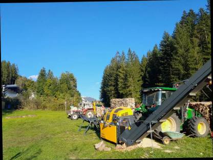 Bild 2:Uniforest Sägespaltautomat
