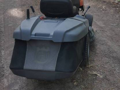 Bild 7:Husqvarna TC38 Rasenmähertraktor