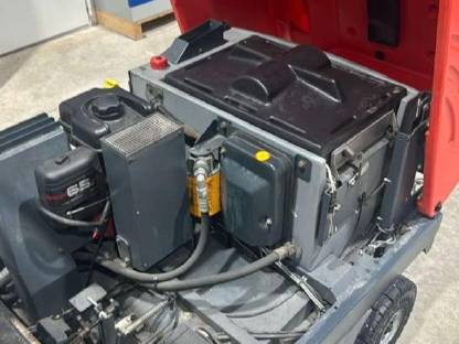 Bild 7:Hako Jonas 900 Aufsitz Kehr-Saugmaschine Sweepmaster