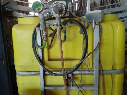 Feldspritze/Wassertank