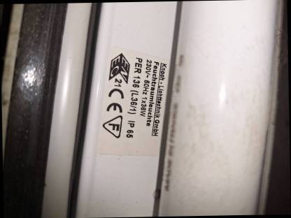 Bild 3:Neonröhren, 5 große und 26 kleine