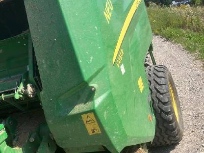 Bild 5:John Deere V 451 R Presse