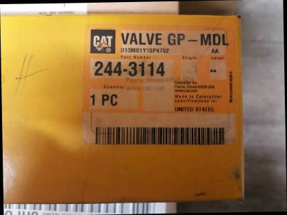 Bild 2:Caterpillar Ersatzteile