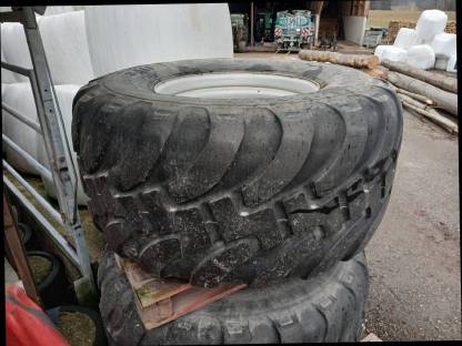 Bild 4:Kompletträder 650/55R26.5