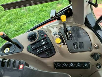 Bild 5:Case Maxxum MXU 110 Multicontroller