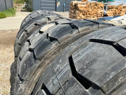 Bild 2:Reifen 10.00R20 Continental 18PR für Tieflader, Mobilbagger