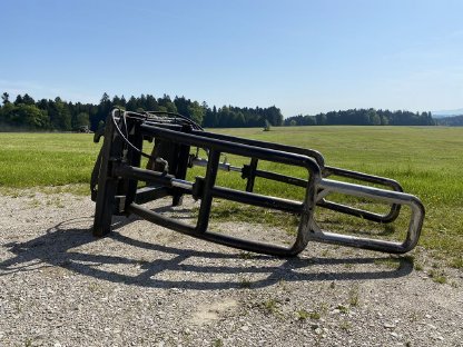 Ballenzange, Rundballenzange Bressel und Lade B30