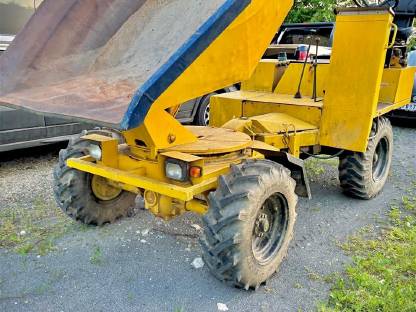 Dumper Allrad mit Drehmulde