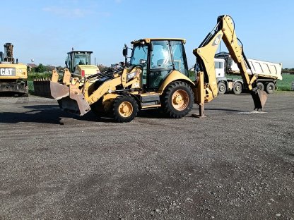 Bild 7:Baggerlader Caterpillar 428 F