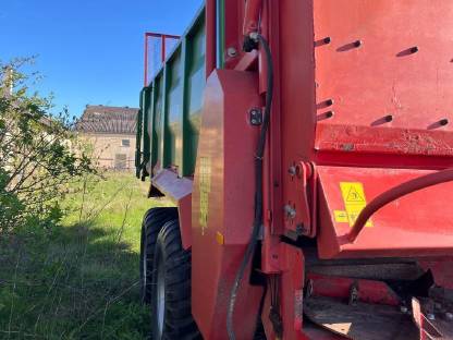 Bild 6:Pronar Miststreuer N 262/1