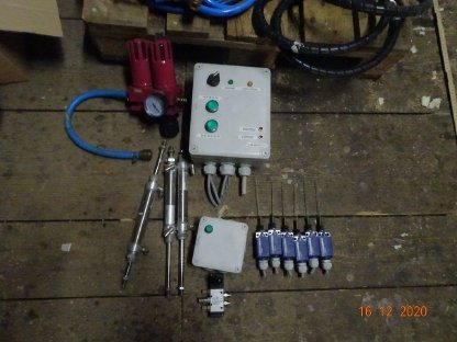 Bild 3:Hydraulikpumpe, Hydraulikzylinder
