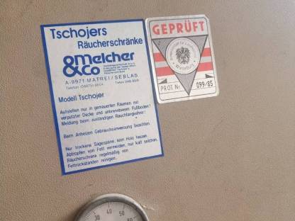Bild 2:Tschojer Melcher Räucherschrank