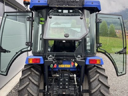 Bild 3:ISEKI TLE3400 mit Frontlader, Schaufel Bj. 2020 63,9 Bstd.