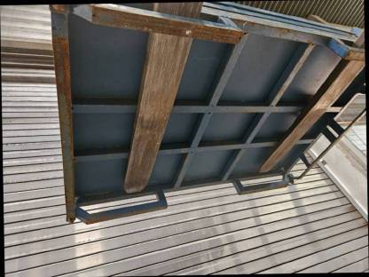 Bild 2:Gitterbox Brennholzregale Holzlagerung