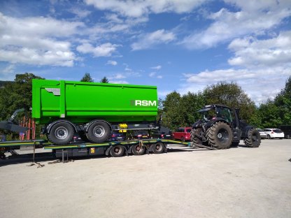 Bild 5:RSM22t Hakenliftanhänger in verschiedenen Ausführungen