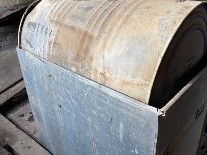 Bild 3:3 Stk. Dieseltanks