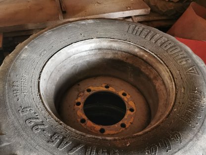 2 Räder 550/45-R22.5