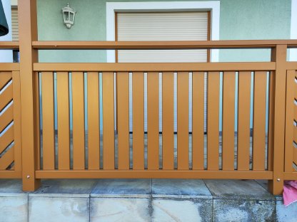 Bild 5:Balkongeländer mit Überdachung