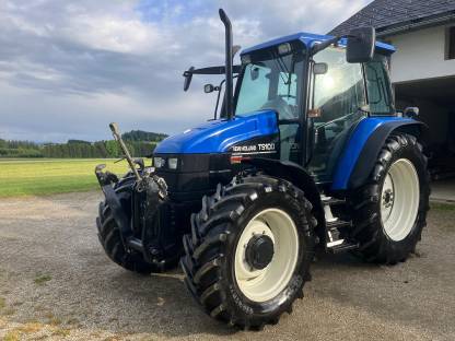 New Holland TS100