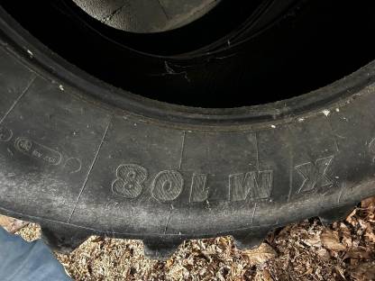 Bild 5:Traktorreifen 650/65 R38