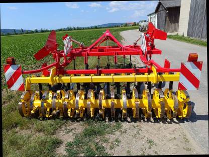 Bild 2:Pöttinger Synkro 3030