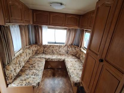 Bild 3:Wohnwagen Knaus