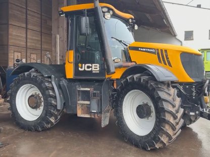 2011 JCB Fastrac 3230-65