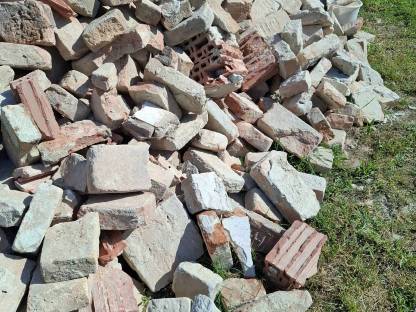 Bild 4:Verschenke Ziegel Mauerziegel gratis