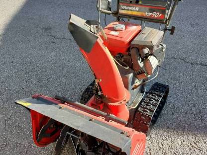 Bild 2:Schneefräse YANMAR YSR 90 F
