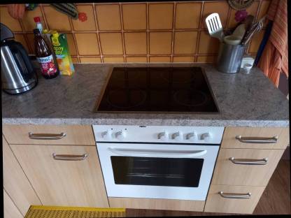 Bild 3:Eckküche gut erhalten