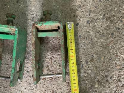 Bild 2:Halterung für Saatkasten