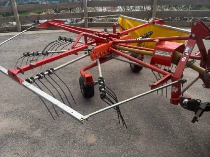 Schwader Fella TS 286 DS