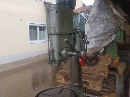 Säulenbohrmaschine