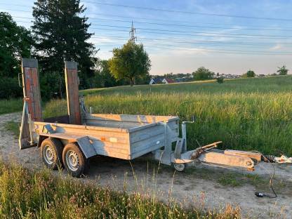 Bild 2:Tieflader Baumaschinentransporter Maschinentransporter