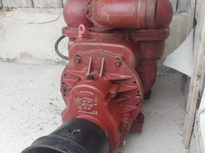 Bild 3:Kompressor Güllefass Battioni MEC 11.000