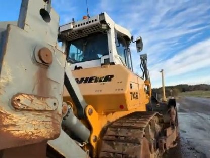 Bild 4:Liebherr PR 746 L