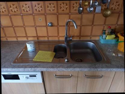 Bild 2:Eckküche gut erhalten