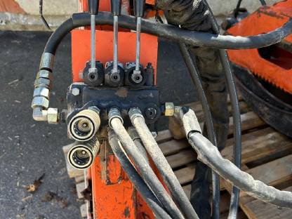 Bild 3:Auer Rückezange