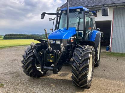 Bild 2:New Holland TS100