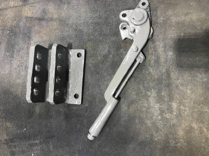 Bild 2:STEYR Handbremshebel, Anhängeplatte