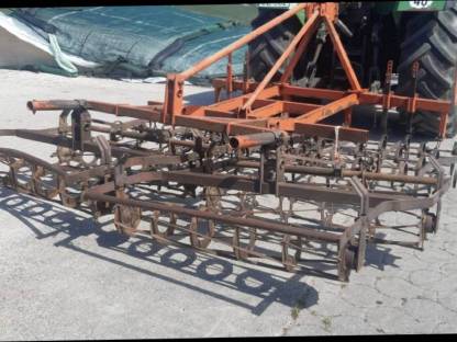 Bild 3:Saatbeetkombination, Federzahnegge, Grubber