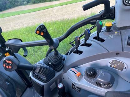 Bild 9:Steyr 4100 Kompakt HILO 1,5 Stage V, EZ 01/2023, 197 Bstd.