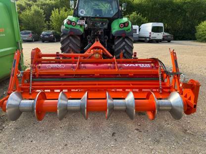 Bild 3:Dammfräse Struik Varix 3000 4x75 Damm