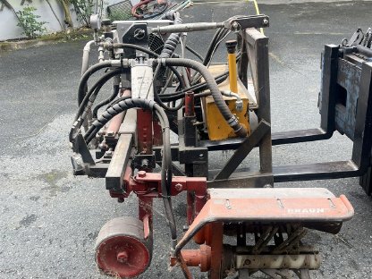 Bild 4:Braun Stammputzer