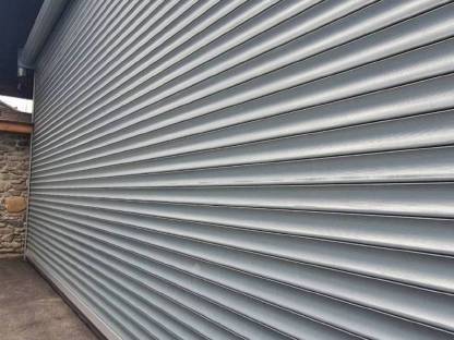 Bild 3:Rolltor/Schnelllauftor 8 m Breite